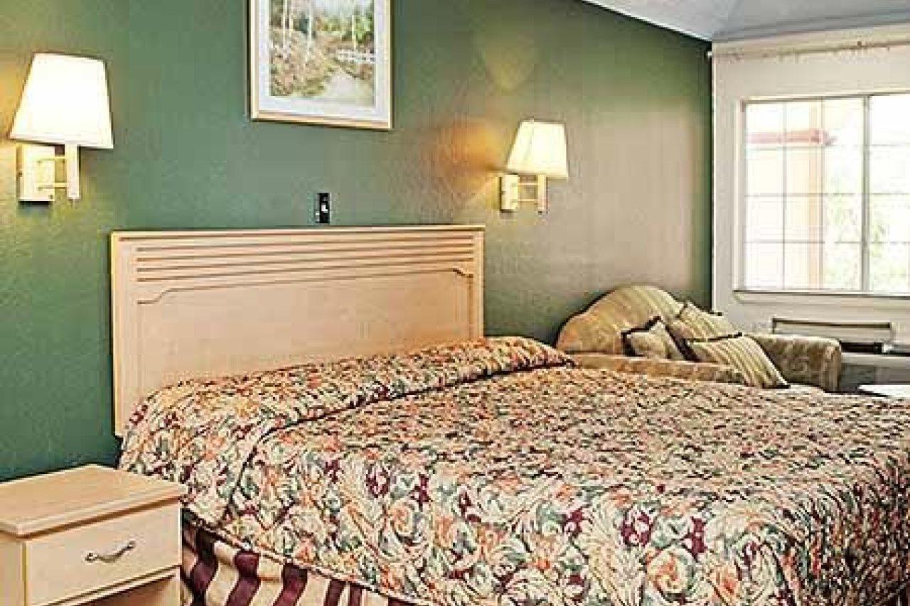 Crystal Inn 249 North Louetta エクステリア 写真